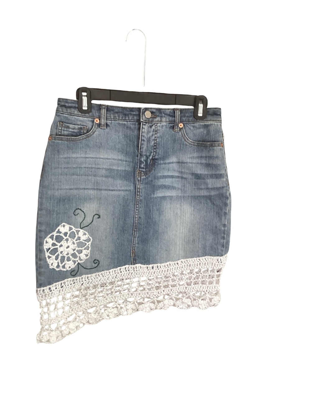 🍁 Upscale Jean Skirt w/ Crochet Hem Size 6